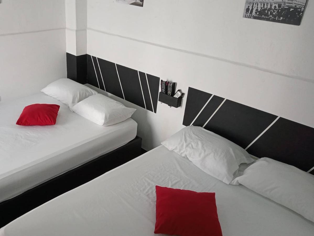 Hostal La Minita De Oro Санта-Марта Экстерьер фото